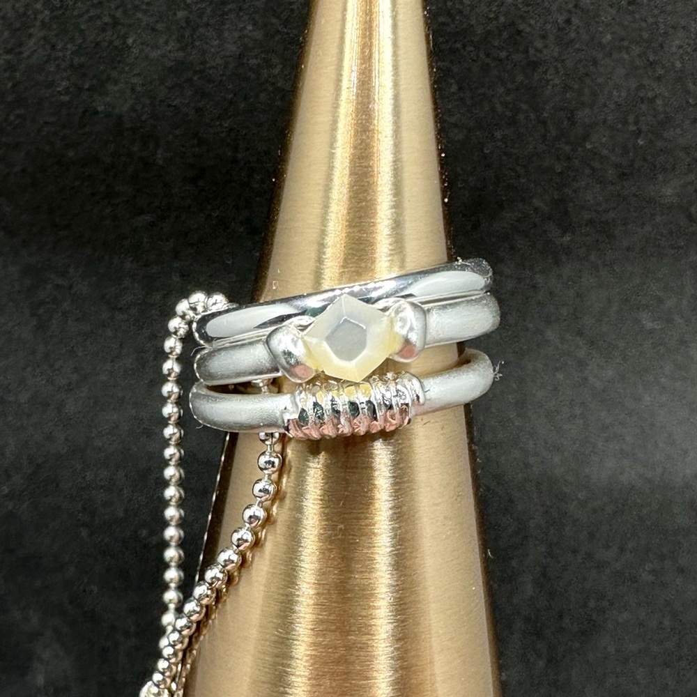 Kendra Scott Ellms Ring Set- Sz 7